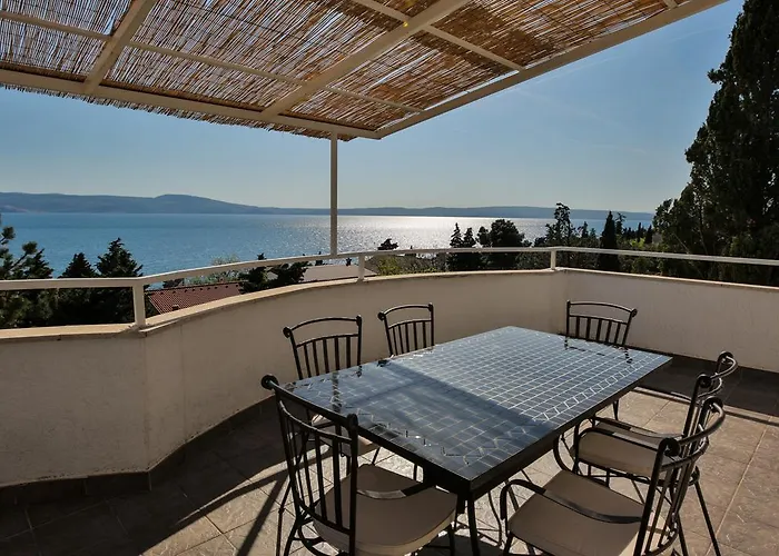 アパート Strmecki ノヴィ・ヴィノドロスキー