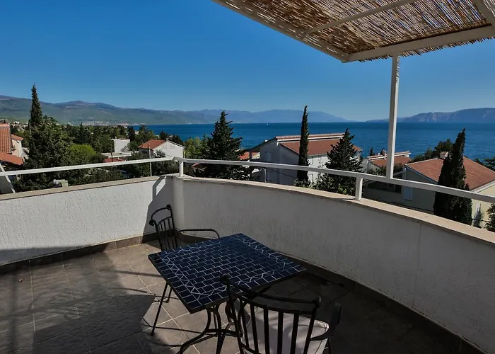 Strmecki * ノヴィ・ヴィノドロスキー