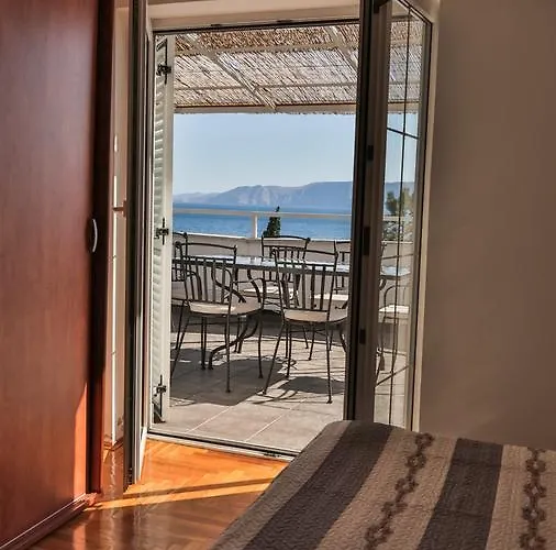 Strmecki アパート *