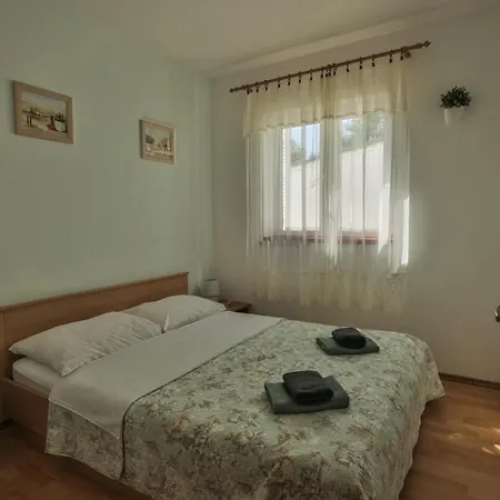 Apartment Strmecki *