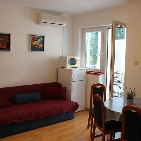 Strmecki Apartment Novi Vinodolski